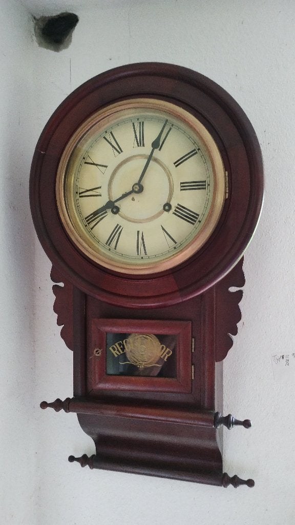 klok in kaatsheuvel, Ophalen of Verzenden