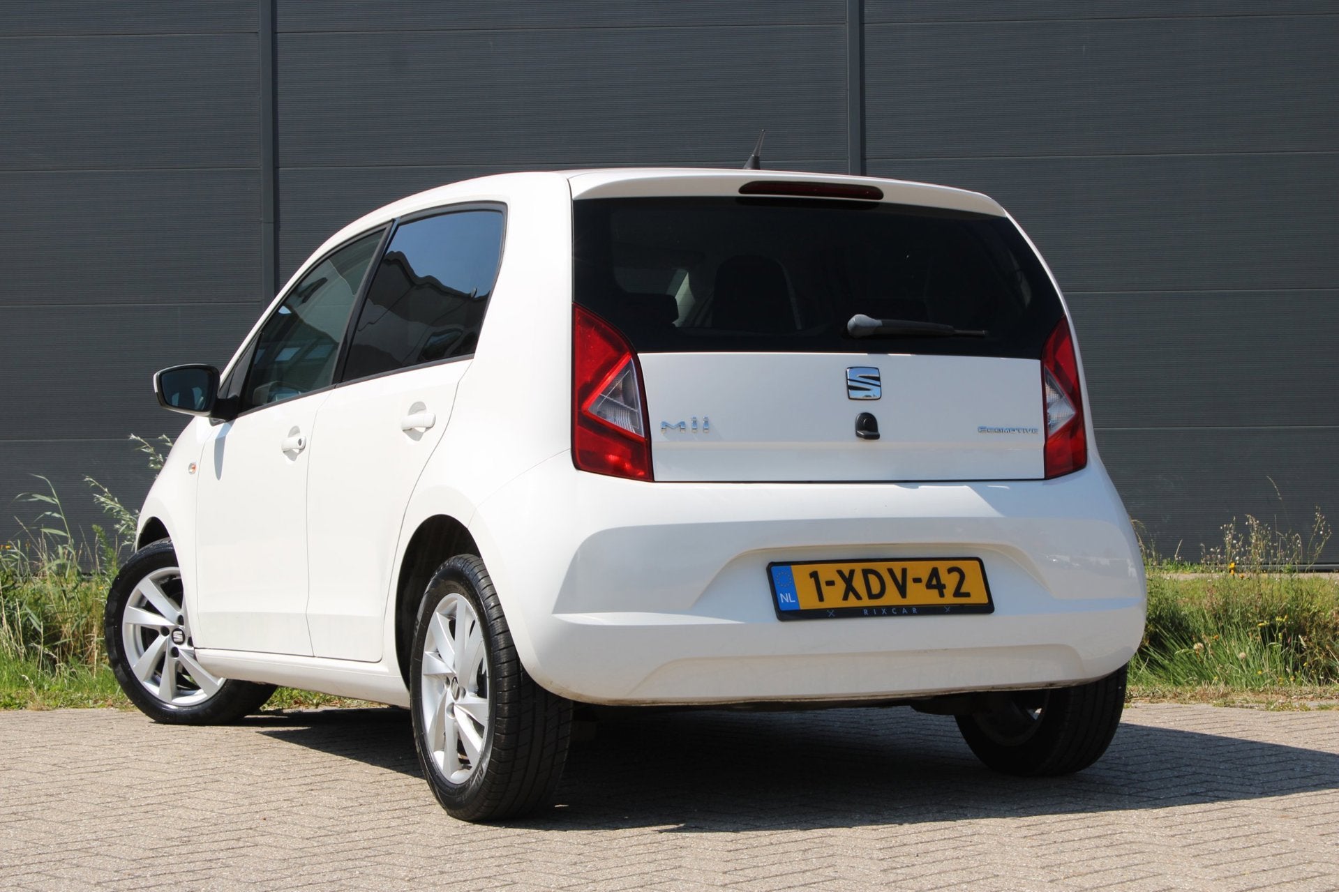 Seat Mii 1.0 Sport Dynamic Navigatie Stoelverwarming Airco !, Voorwielaandrijving, Euro 5, Stof, Gebruikt