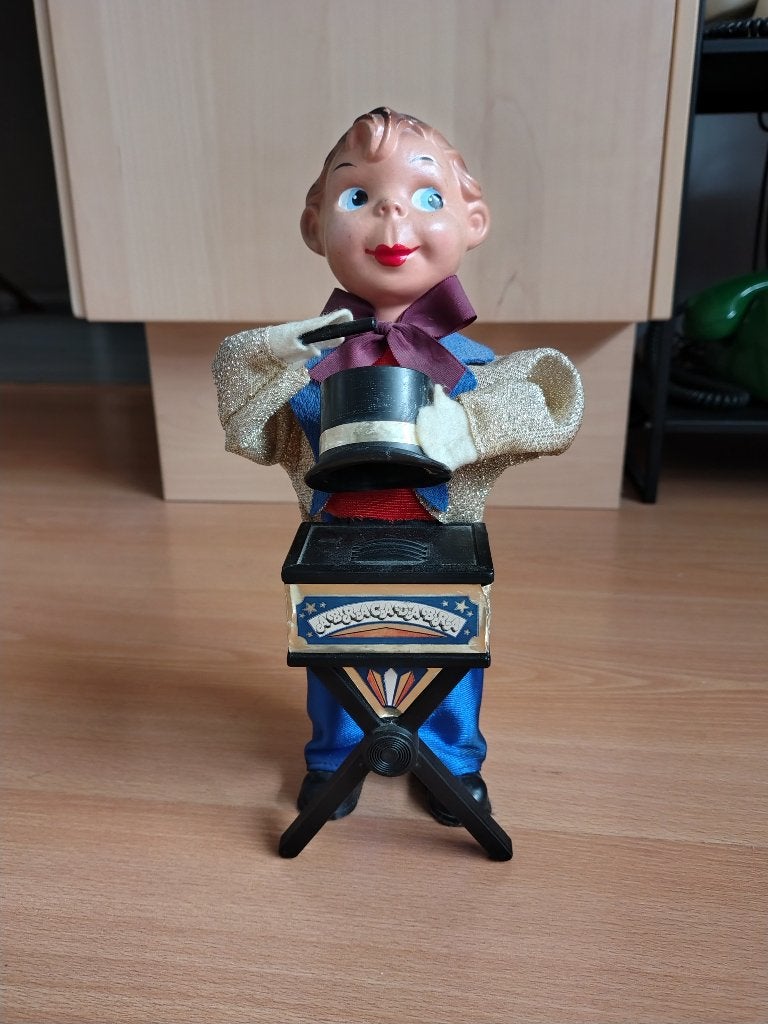 De kleine goochelaar abracadabra, Verzamelen, Ophalen of Verzenden, Gebruikt, Pop
