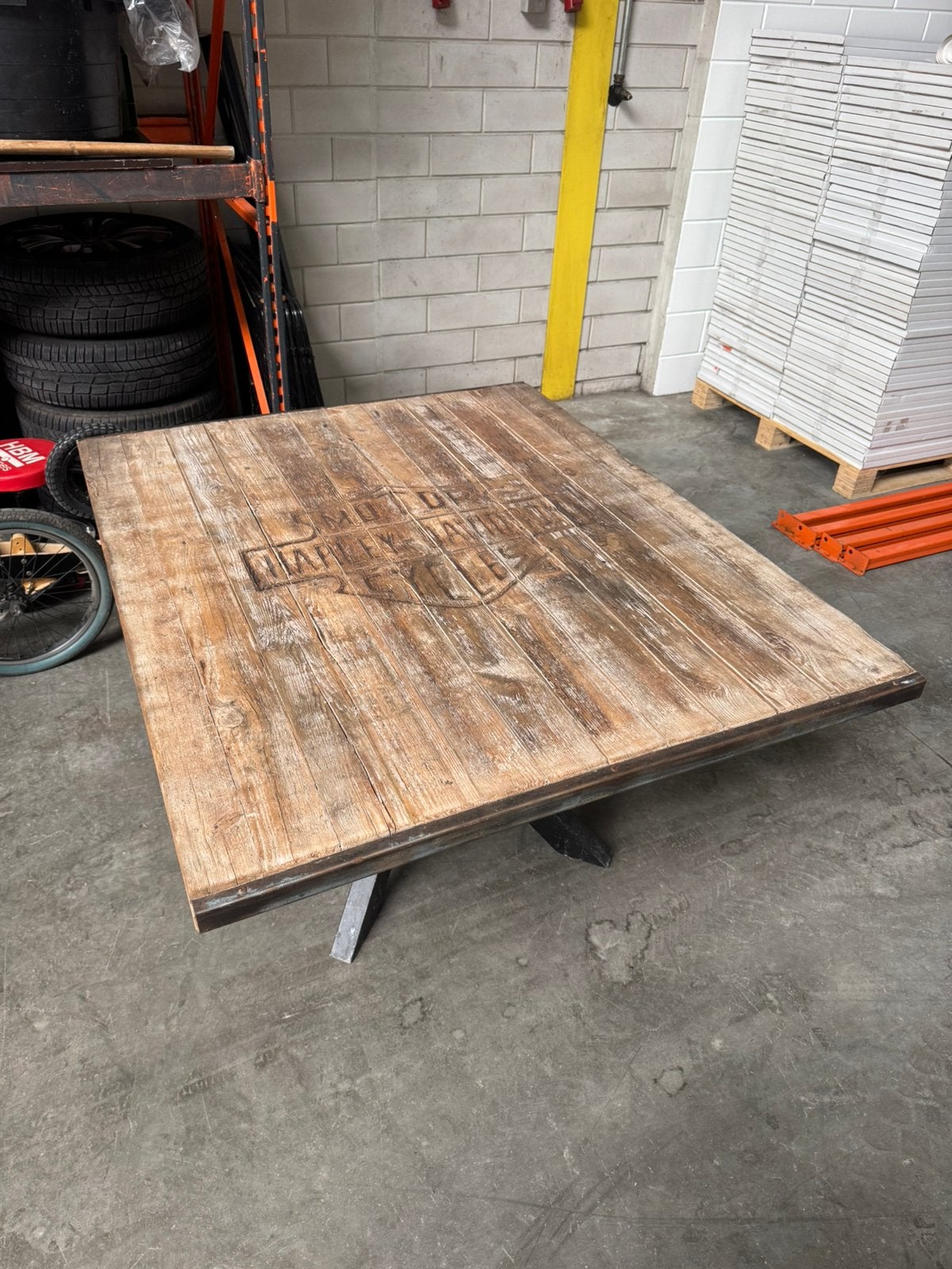 Harley-Davidson tafel, Huis en Inrichting, Tafels | Eettafels, Ophalen, Harley Davidson, Vier personen, Rechthoekig