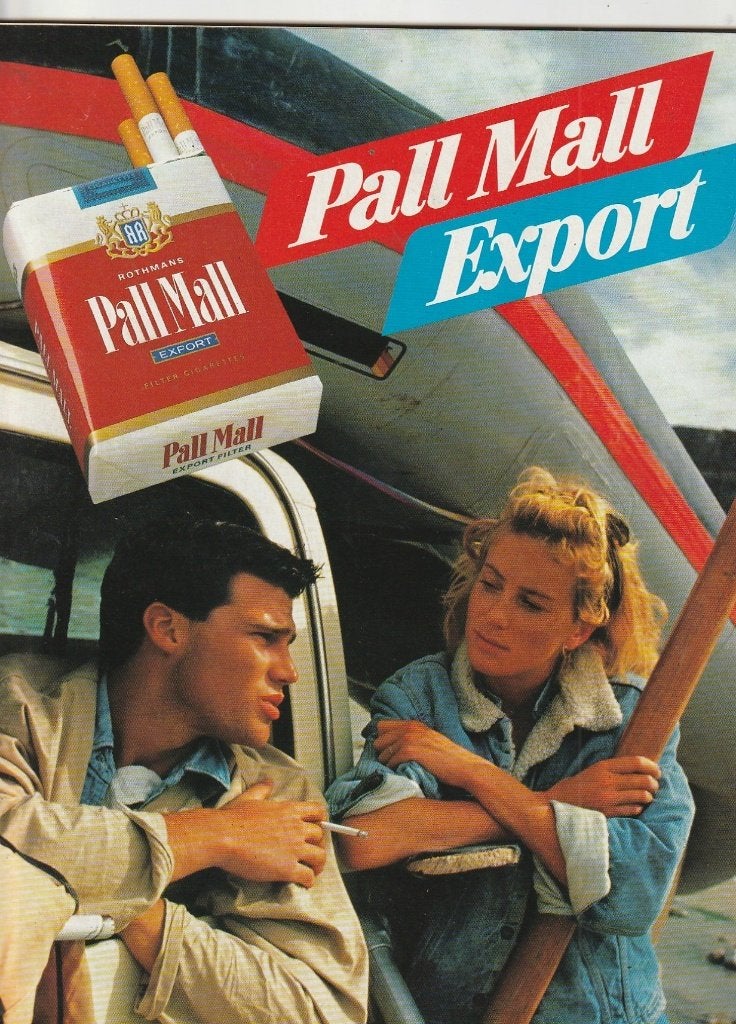 Retro reclame 1987 Pall Mall sigaretten stel bij vliegtuig, Verzenden, Overige typen