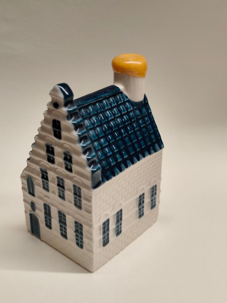 KLM Huisje 44, Verzamelen, KLM Huisjes, Ophalen of Verzenden, Zo goed als nieuw, 81 t/m 91, Gevuld