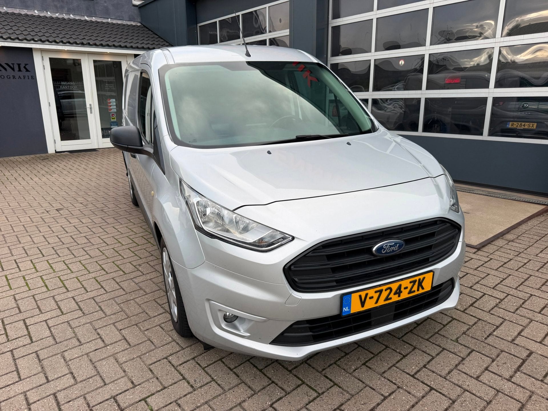 Ford Transit Connect 1.5 EcoBlue L2 Trend / Cruise / DAB / C, Auto's, Dealer onderhouden, Gebruikt, Euro 6, 4 cilinders