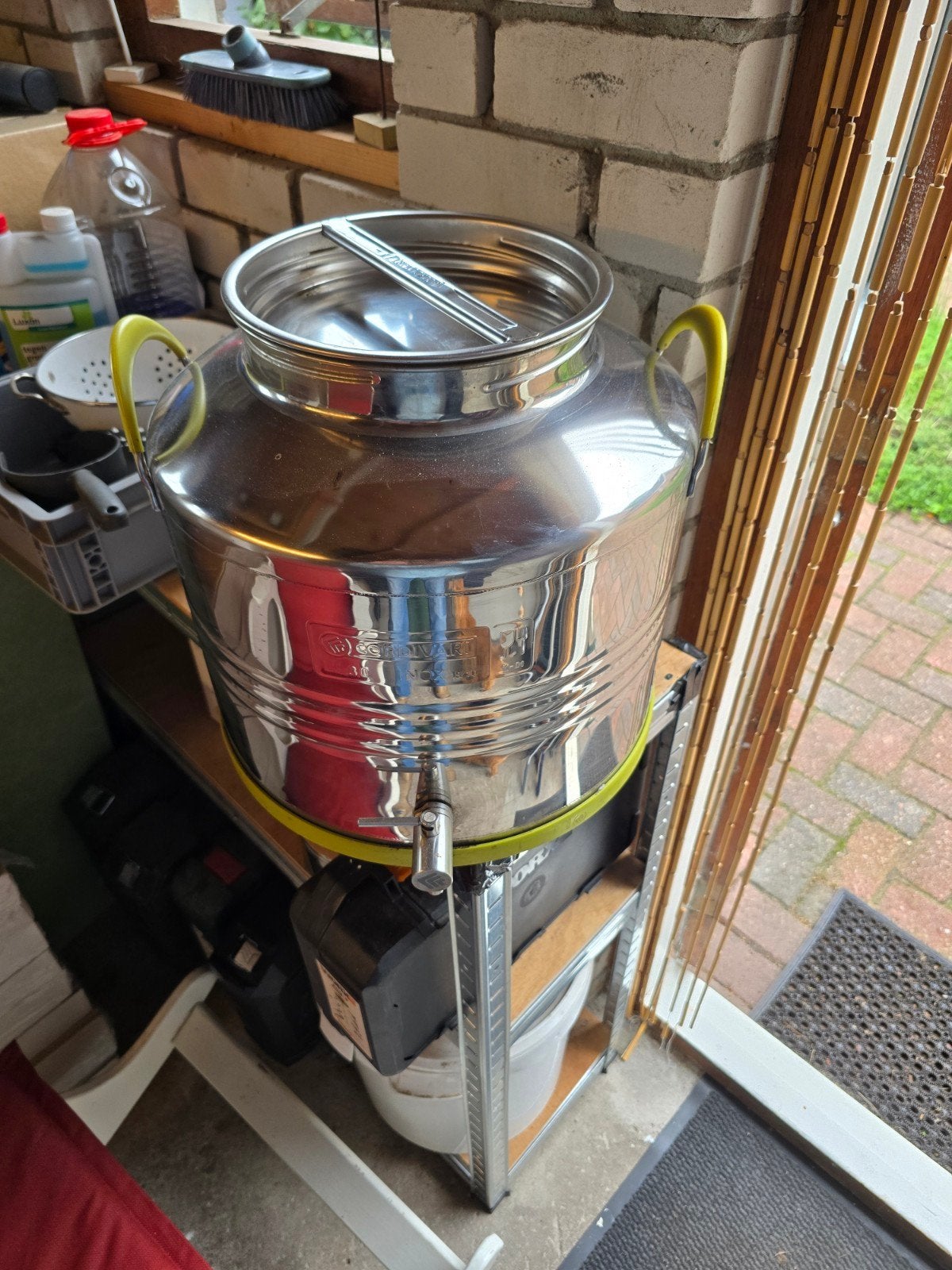 RVS Olijfolie Vat met Kraan - 30 Liter, Ophalen of Verzenden, Zo goed als nieuw