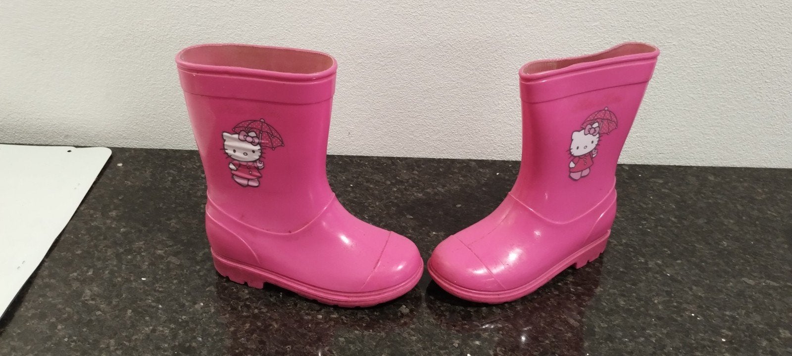 Mooie roze Hello Kitty regenlaarzen - Maat 29
​Beschrijving:, Ophalen of Verzenden, Zo goed als nieuw, Meisje, Laarzen