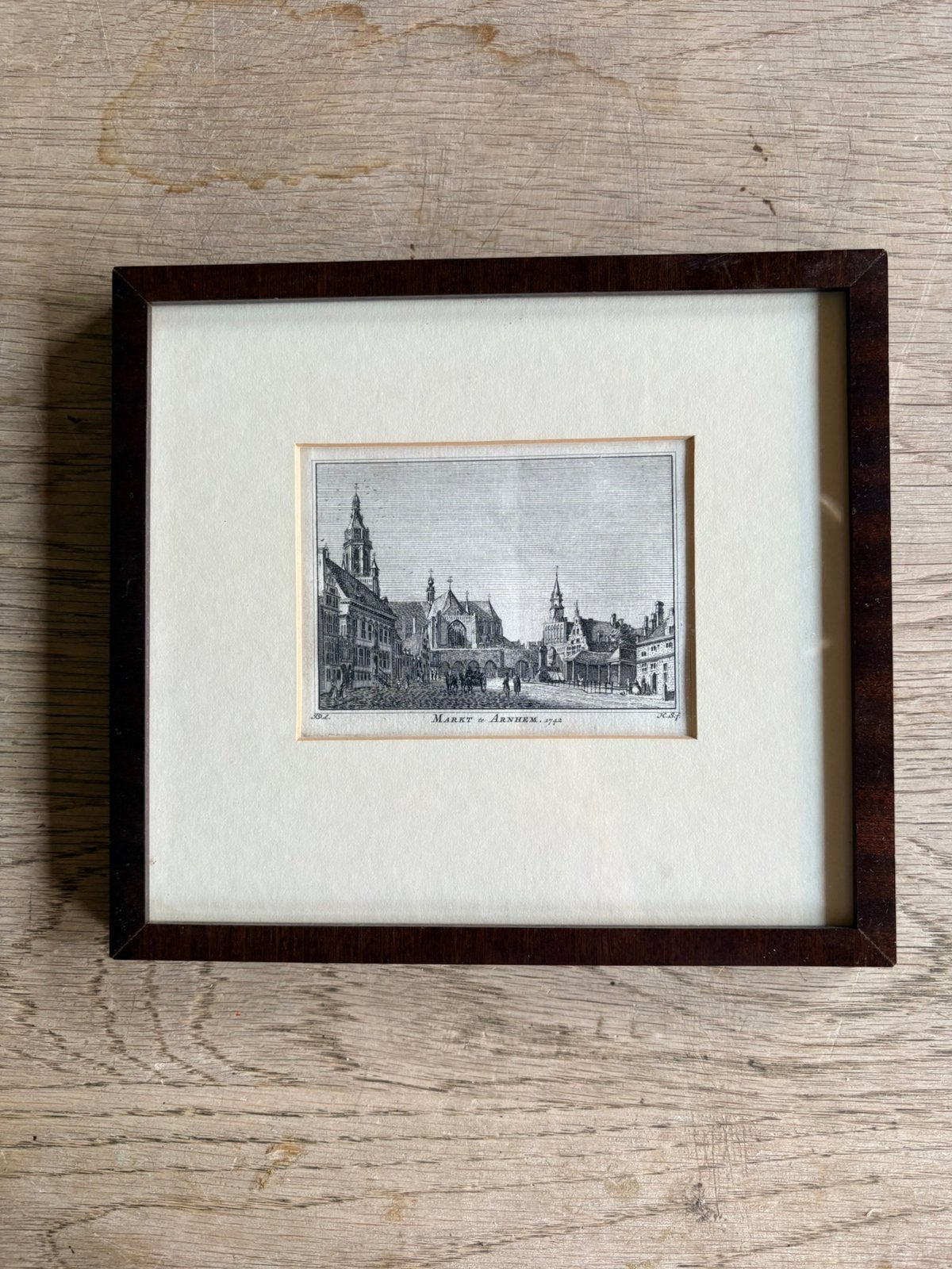 Gravure - Markt van Arnhem - Jan de Beijer, Ingelijst, Architectuur, 9 cm, Ophalen of Verzenden