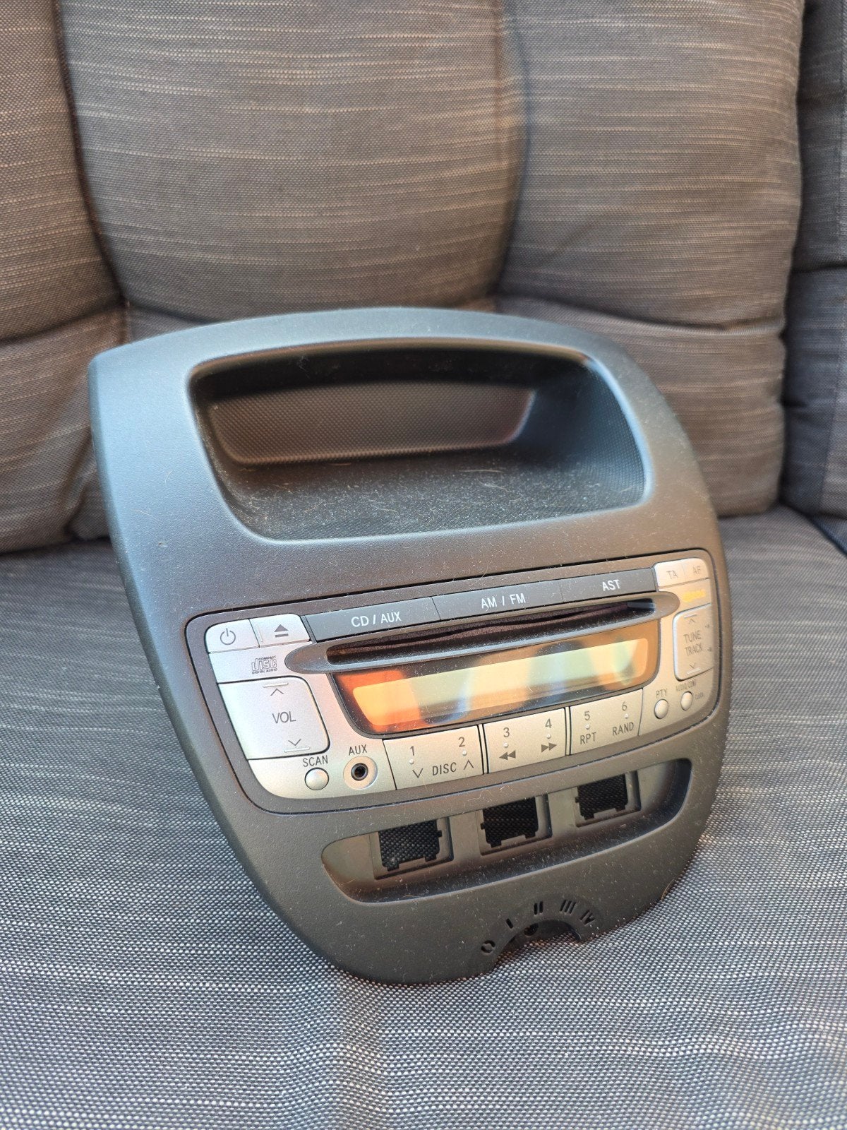 Peugeot 107 Radio incl frame, Ophalen of Verzenden, Peugeot