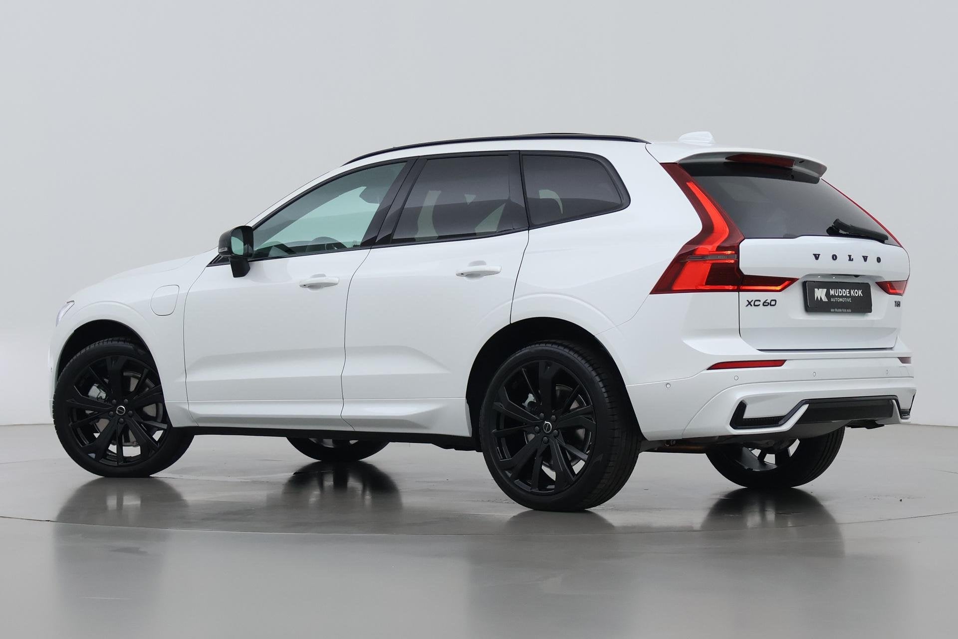 Volvo XC60 T6 Plus Black Edition | Harman/Kardon | Pilot Ass, Automaat, Gebruikt, Euro 6, 4 cilinders