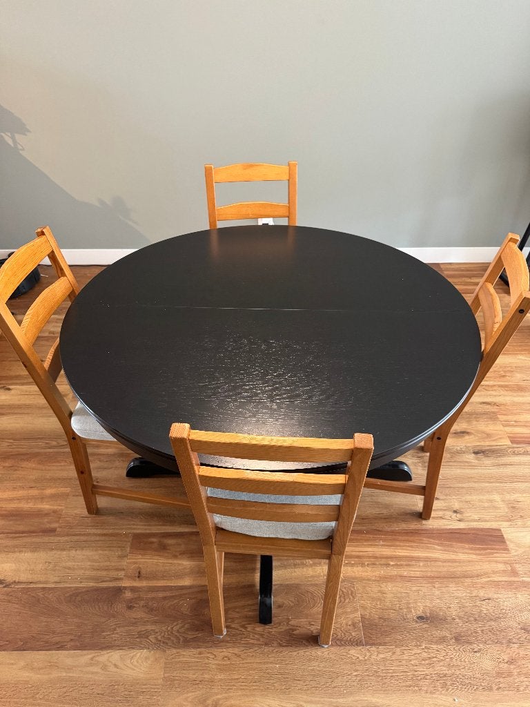 IKEA INGARORP uitschuifbaar rond en ovaal eettafel zwart, Ophalen, Gebruikt, Klassiek, Vijf personen of meer