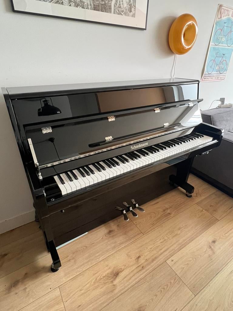 Schiedmayer Piano met Genio silent system stille piano, Ophalen, Zo goed als nieuw, Zwart