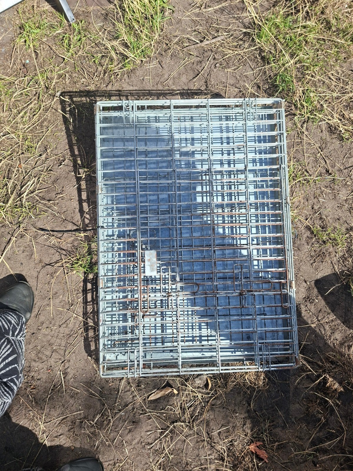 praktische inklapbare bench van ijzer, Dieren en Toebehoren, Hondenhokken, Ophalen, 75 tot 110 cm, Minder dan 65 cm