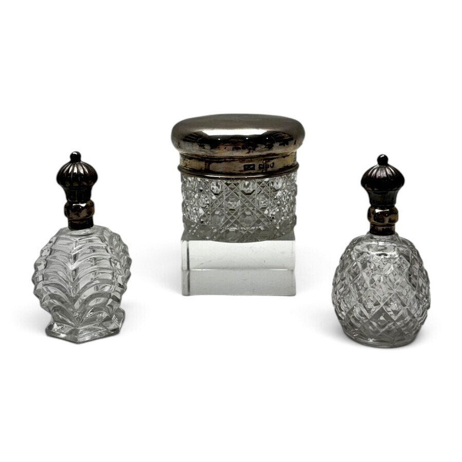 Geslepen kristal met zilveren monturen (3x), Antiek en Kunst, Ophalen of Verzenden