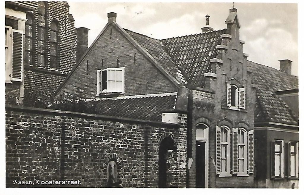 Assen- -Kloosterstraat., Verzenden, 1940 tot 1960, Gelopen, Drenthe