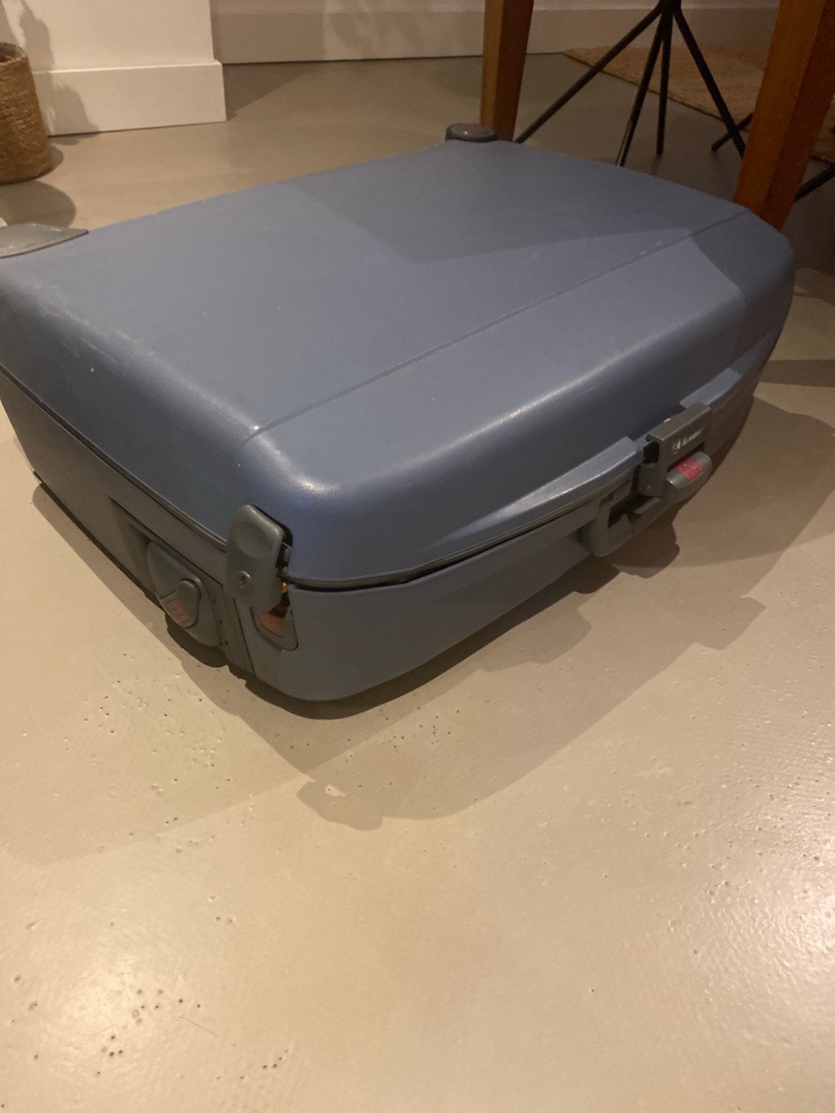 Eminent Stevige Reiskoffer met Wieltjes 72x50x25, 60 tot 70 cm, Gebruikt, Hard kunststof, 45 tot 55 cm