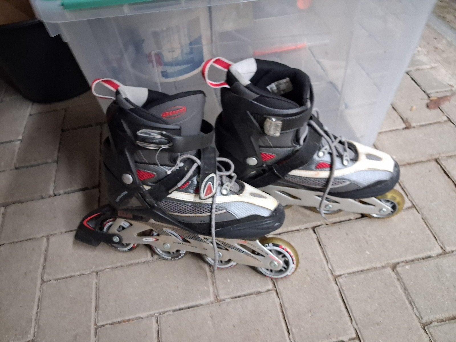 Skeelers maat 43 inclusief bescherming, Sport en Fitness, Skeelers, Ophalen, Gebruikt, Inline skates 4 wielen