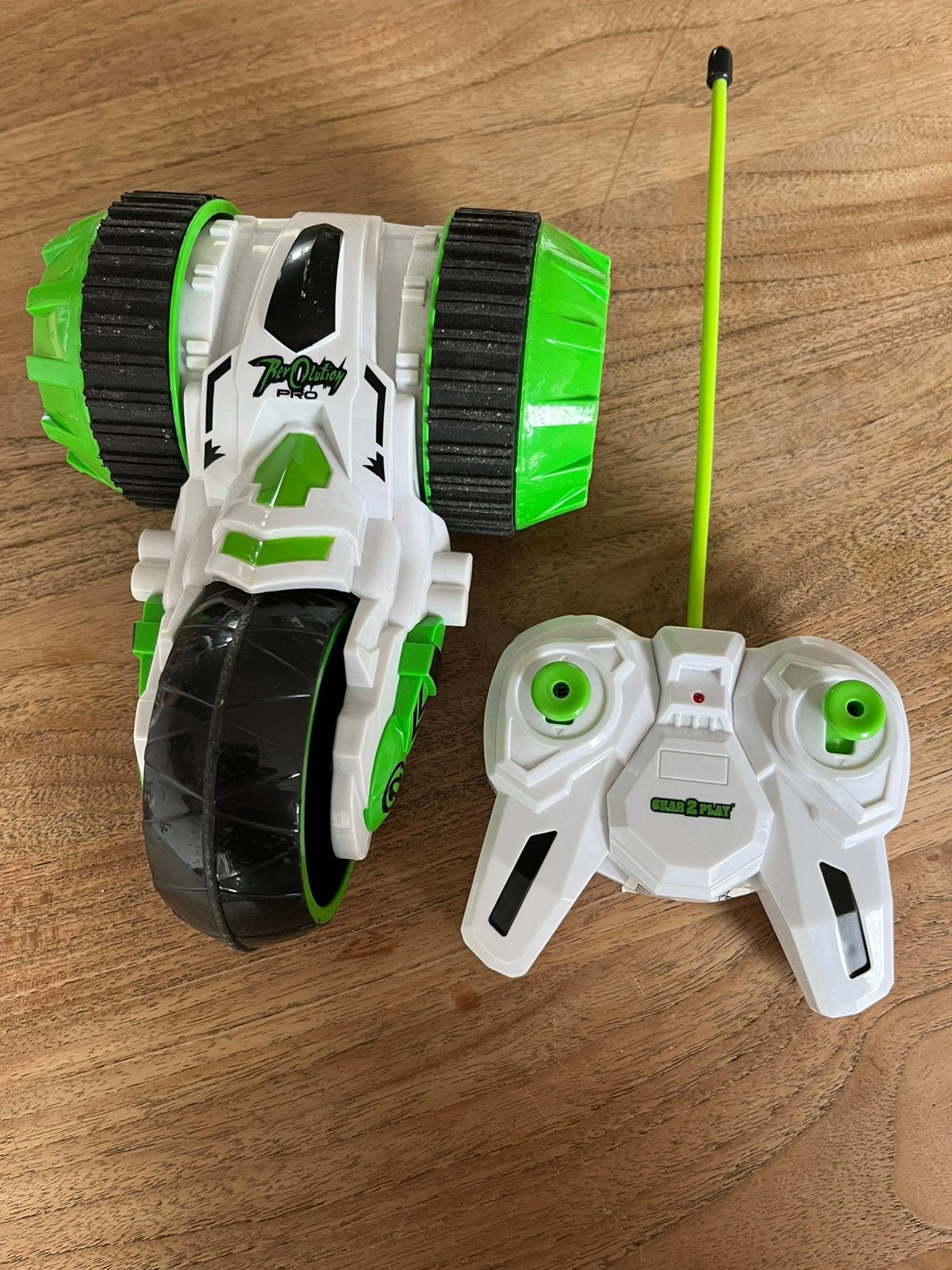 Afstandbestuurbare stunt auto, Gear2play, Ophalen, Gebruikt