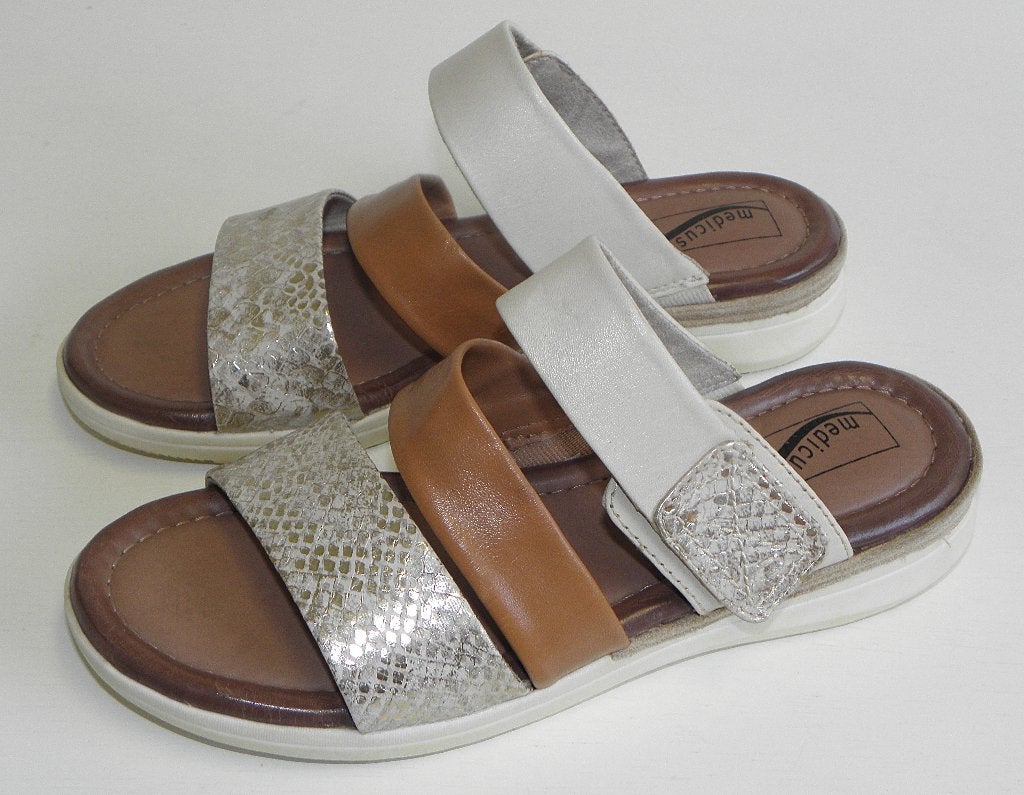 Nette Medicus Troja slippers/sandalen maat 38 wijdte H, Medicus, Zo goed als nieuw, Sandalen of Muiltjes, Ophalen of Verzenden