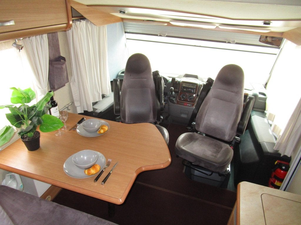 Caravans And Camping Niesmann+bischoff