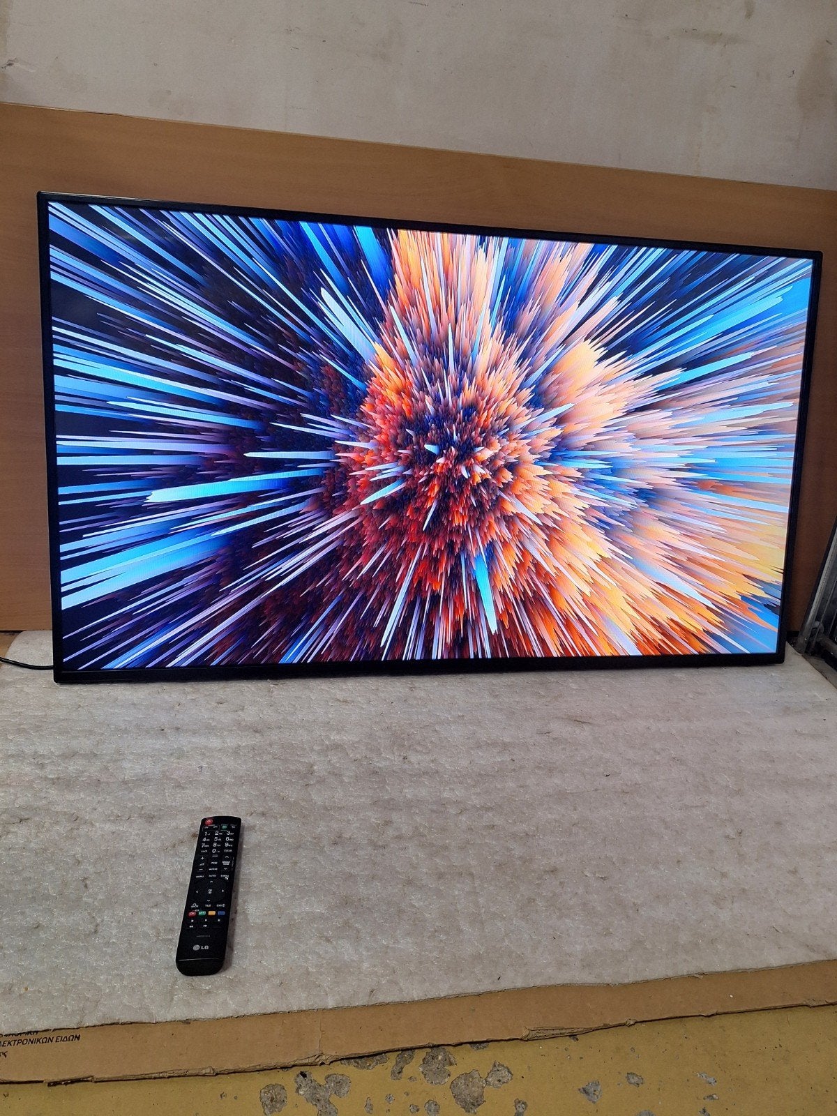 RUILEN mooi digital signage scherm ook als tv te gebruiken, Ophalen, Gebruikt