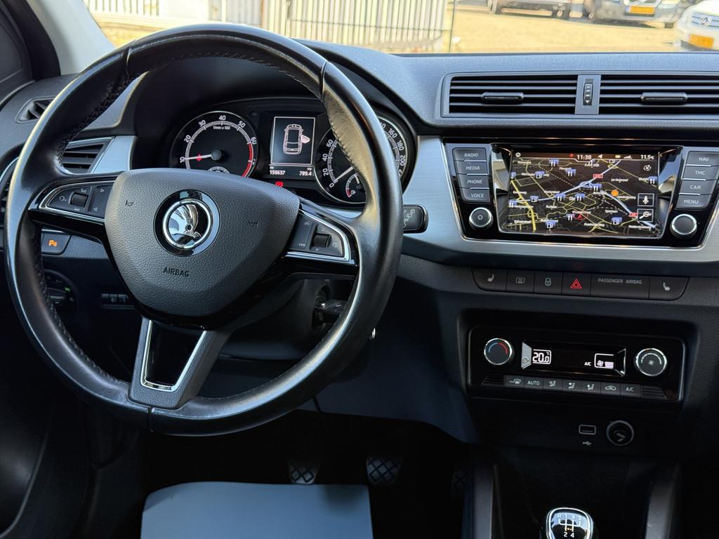 Skoda Fabia Combi 1.0 TSI Ambition NAVIGATIE | AIRCO | Apple, Voorwielaandrijving, Gebruikt, 1136 kg, Handgeschakeld