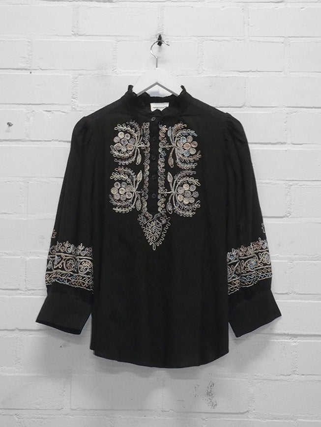 Antik Batik - Prachtige blouse maat M - Nieuw €419, Kleding | Dames, Maat 38/40 (M), Verzenden, Zwart, Nieuw