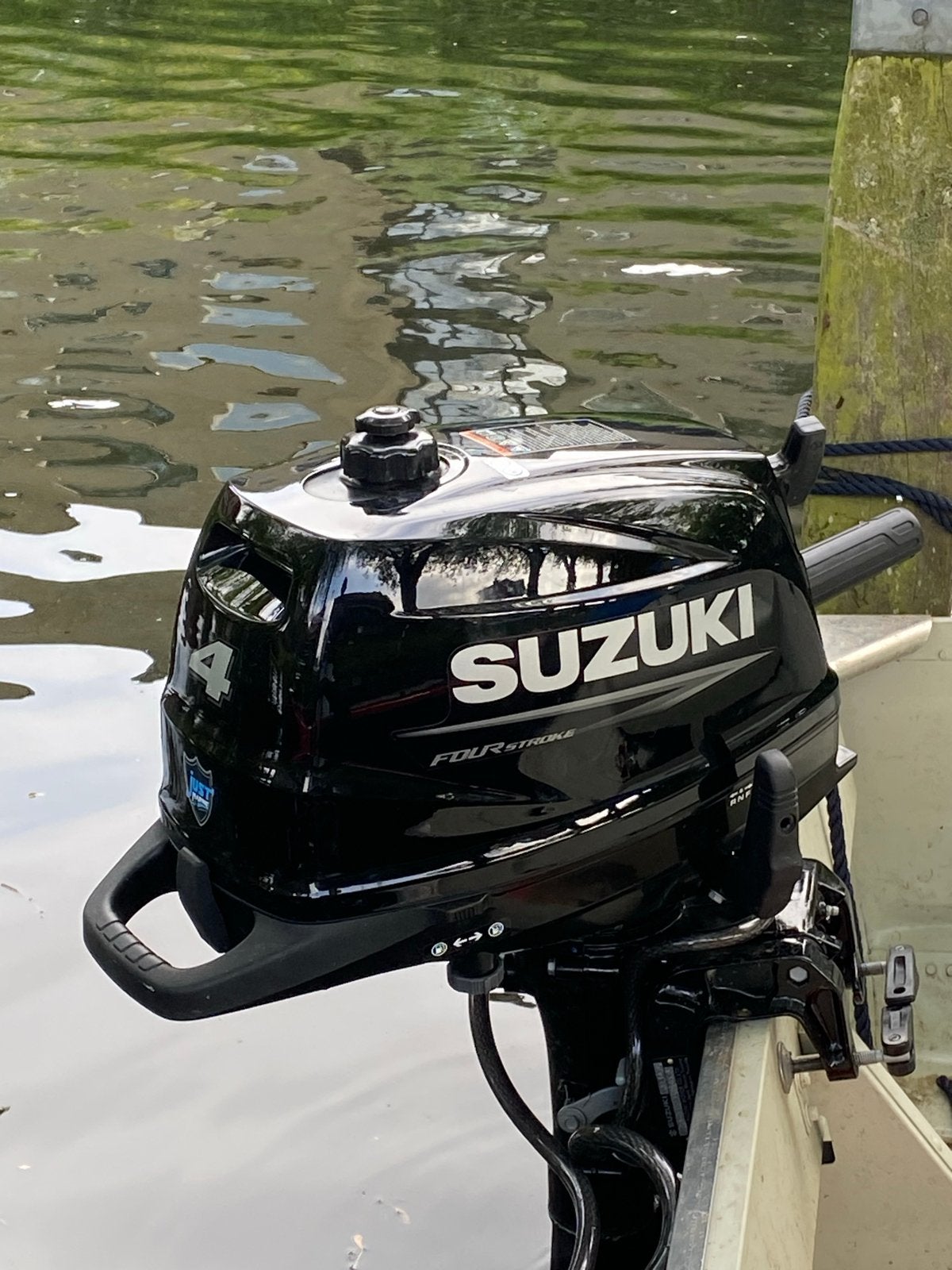 Suzuki 4 pk 4 takt - Zo goed als nieuw, Watersport en Boten, Buiten- en Binnenboordmotoren, Ophalen, Minder dan 5 pk, Viertaktmotor
