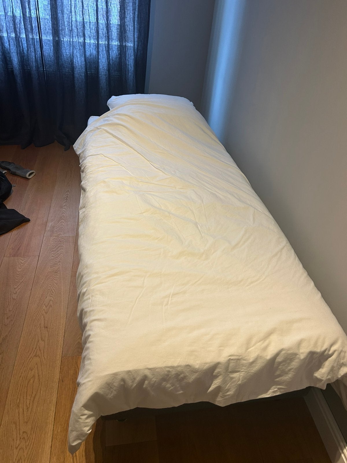 Boxspring grijs 1 persoon, Ophalen, Eenpersoons, Zo goed als nieuw, 80 cm