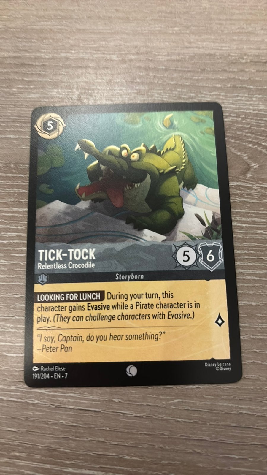 Disney Lorcana TickTock crocodile 191-204 7ARI nonfoil, Hobby en Vrije tijd, Ophalen of Verzenden, Zo goed als nieuw