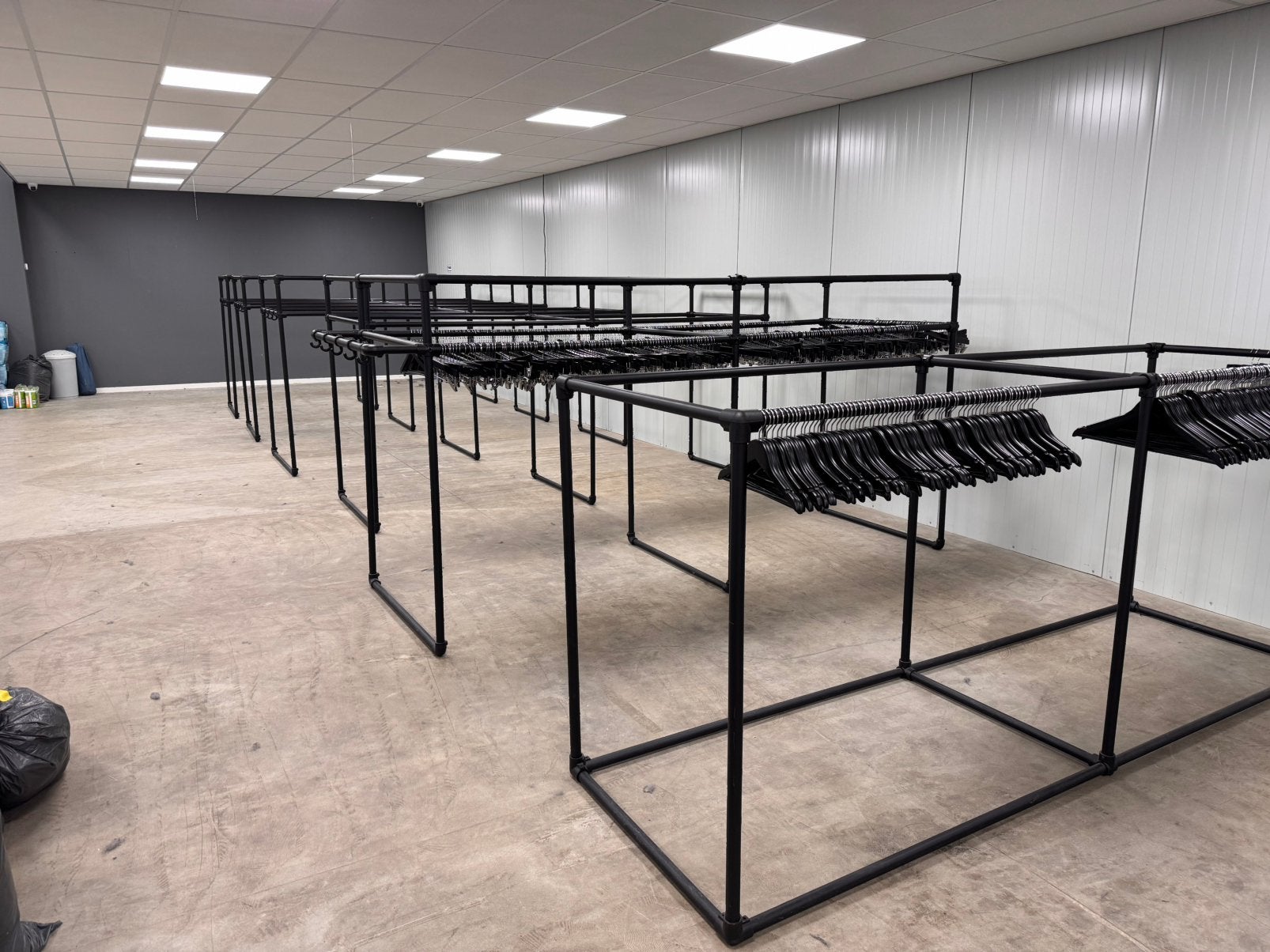 Mooie kledingrekken, Huis en Inrichting, Kasten | Kledingkasten, Ophalen, 50 tot 100 cm, Zo goed als nieuw, Minder dan 100 cm