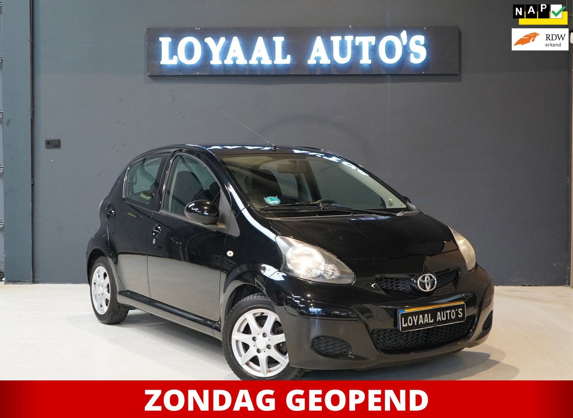 Toyota Aygo 1.0-12V Comfort Navigator | 1E EIGENAAR | NAP |, Auto's, Voorwielaandrijving, Euro 5, Stof, Gebruikt