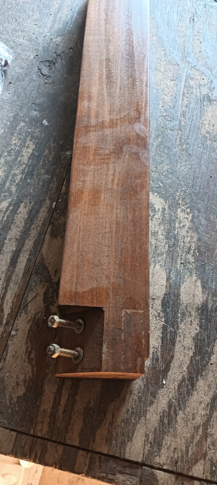 tafel poten teak, Ophalen