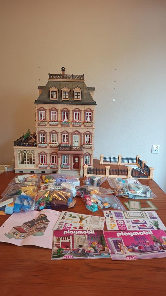 Vintage Playmobil huis met extra verdieping en veel meubelen, Kinderen en Baby's, Speelgoed | Playmobil, Ophalen of Verzenden