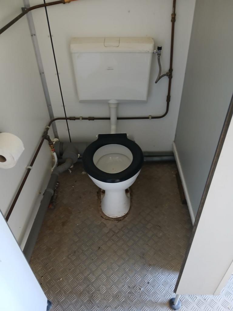 Douche en WC unit - Mobiele sanitaire oplossing, Ophalen of Verzenden, Gebruikt, Douche