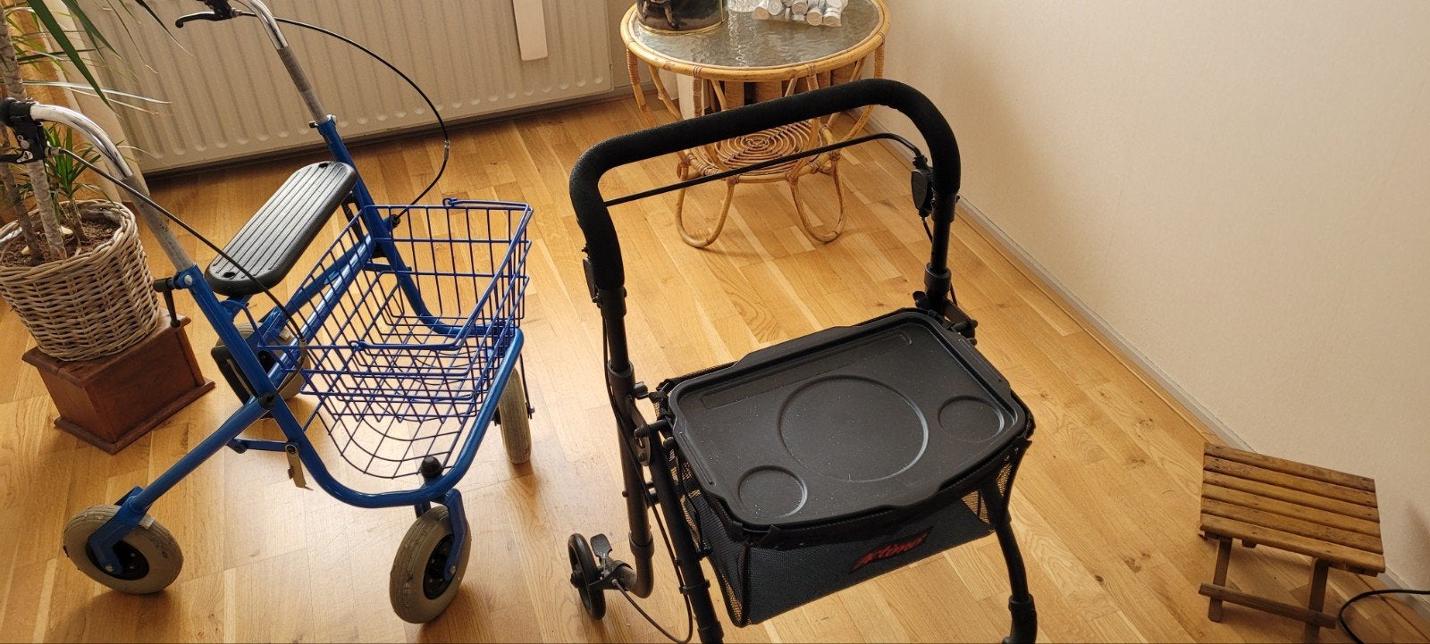 rollators uitzoeken, goede staat, Ophalen of Verzenden, Wh 74, Info@car-oke.nl, Wh 74