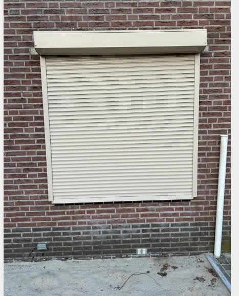 Zonnescherm, 150 tot 300 cm, Ophalen, Gebruikt, Rolluik
