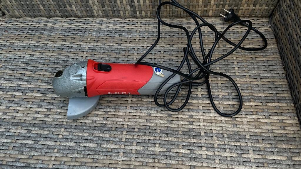 Slijptol, Ophalen, Minder dan 700 watt, Haakse handslijpmachine