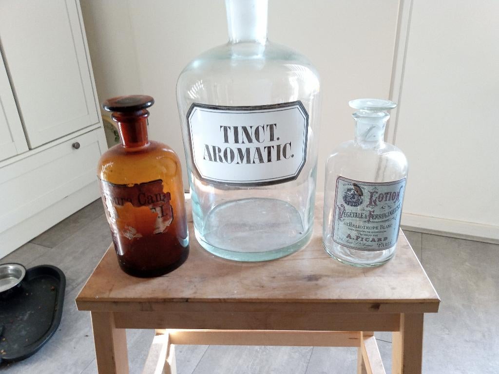 glazen apotheek potten, Antiek en Kunst, Antiek | Glas en Kristal, Ophalen of Verzenden