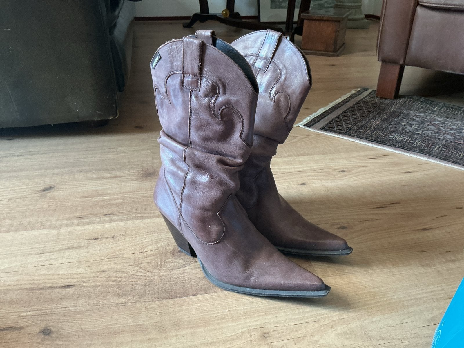 Mustang cowboylaarzen bruin mt 40. Bloomsbury cowboybag., Kleding | Dames, Schoenen, Ophalen, Gedragen, Bruin, Lage of Enkellaarzen