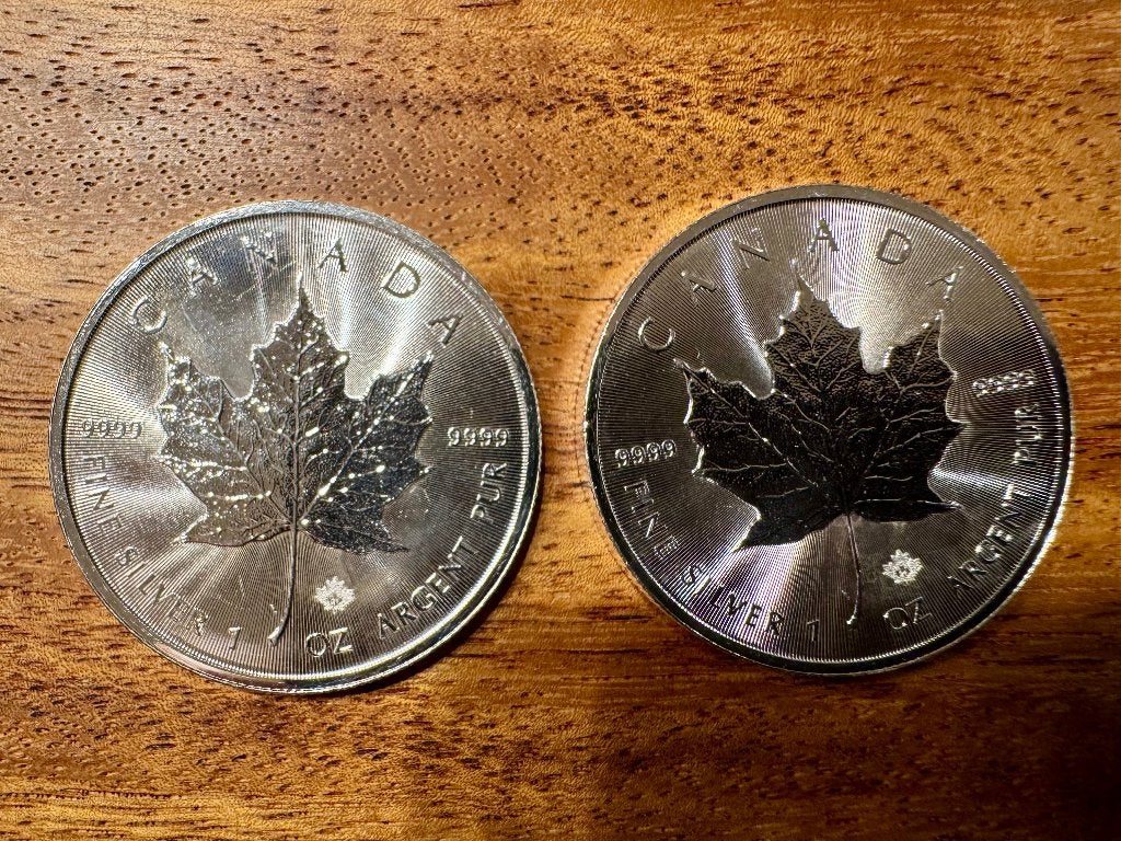Partij van 2 Maple Leaf 1 oz zilver munten, Ophalen of Verzenden, Zilver