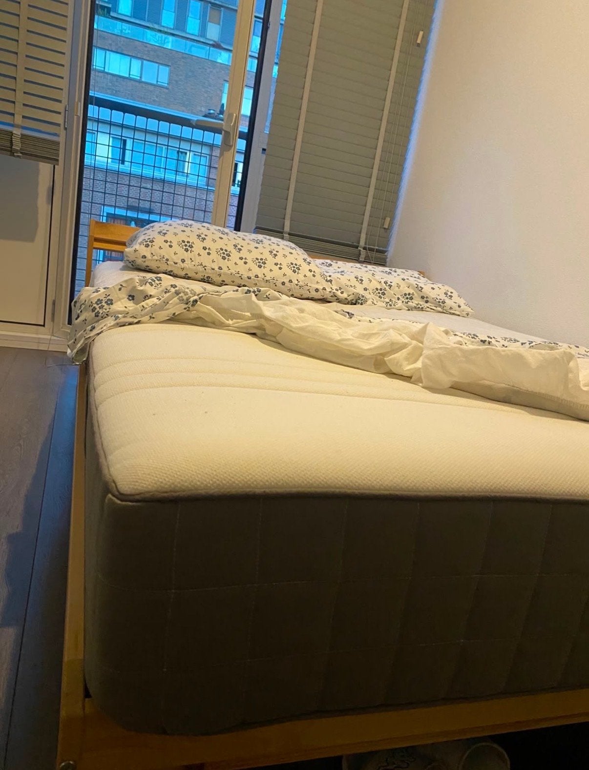 IKEA Hovag bed en matras, Ophalen, Gebruikt, Overige kleuren, 140 cm