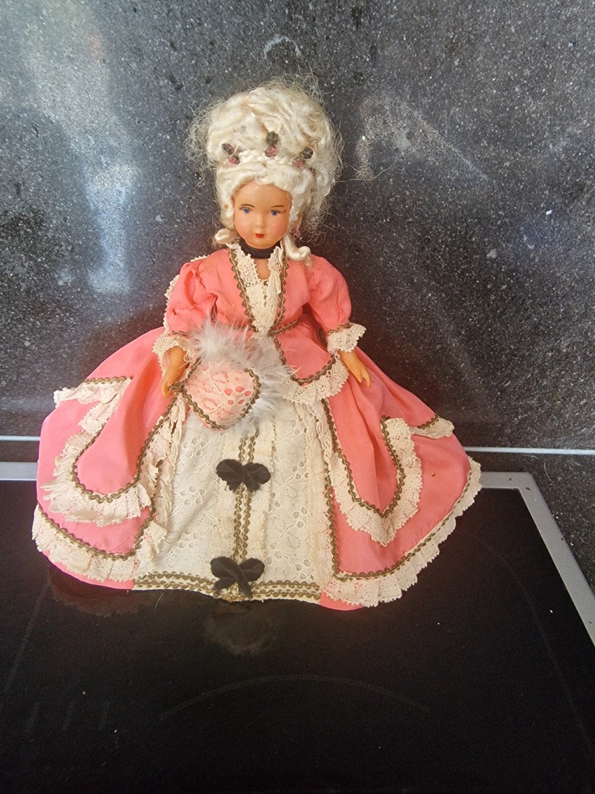 Antieke Marie-Antoinette pop uit 1960, Ophalen of Verzenden, Gebruikt, Pop