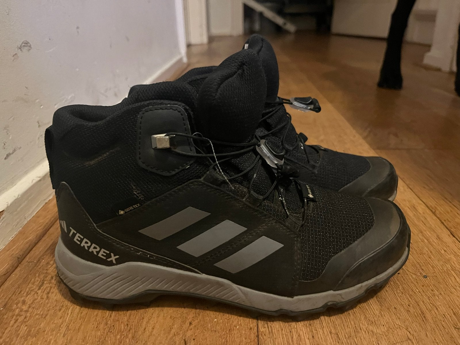 Adidas Terrex wandelschoenen - Zo goed als nieuw, Ophalen, Zo goed als nieuw, Schoenen