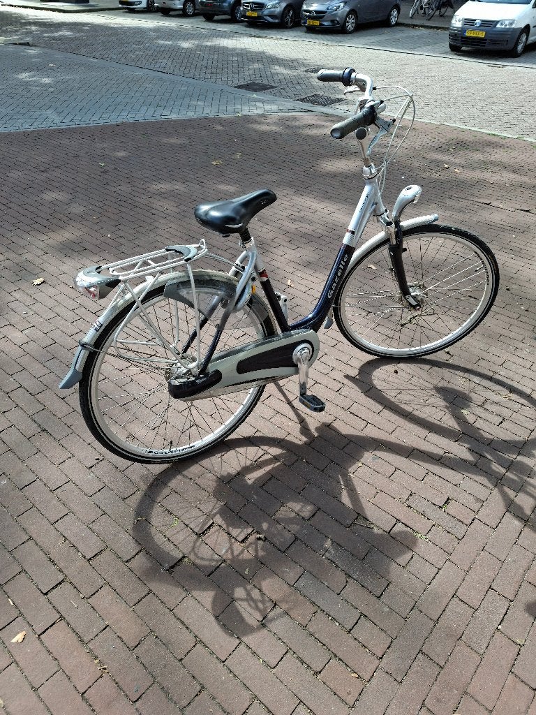 Gazelle damesfiets, Ophalen, Velgrem, Versnellingen, Zo goed als nieuw