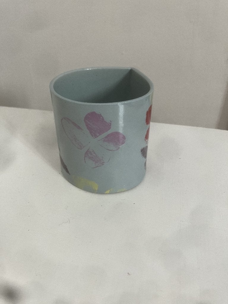 Bijzonder Asiatische mok - blauwgrijs met bloemen, Huis en Inrichting, Keuken | Servies, Ophalen of Verzenden, Zo goed als nieuw