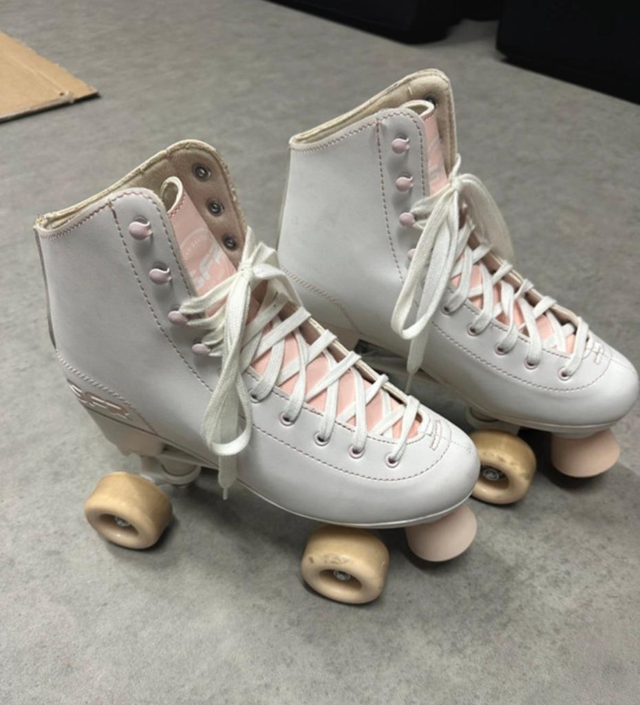 SFR rolschaatsen, wit met roze, maat 40,5, Sport en Fitness, Overige merken, Overige typen, Ophalen of Verzenden, Zo goed als nieuw