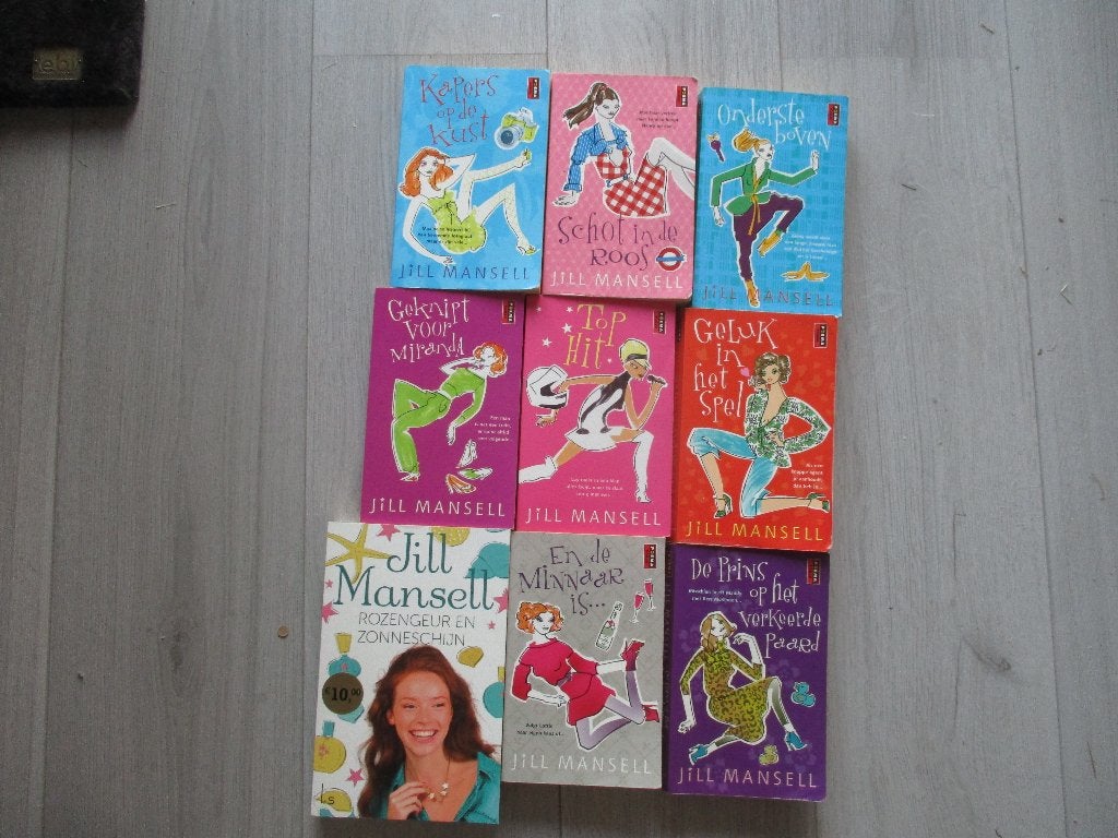 10 boeken Jill Mansell, Boeken, Ophalen of Verzenden, Gelezen