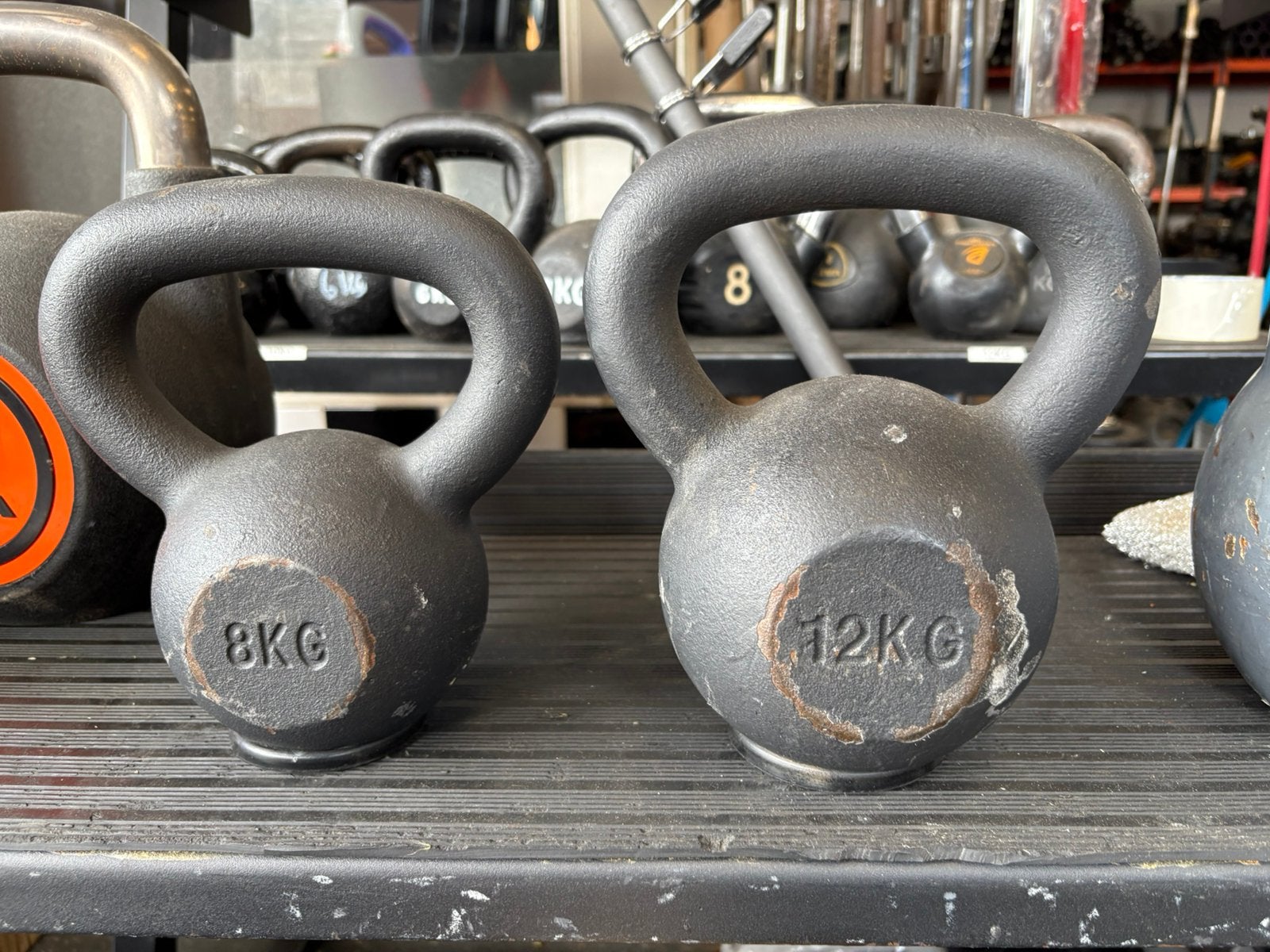 Kettlebell 8 en 12 kg kettlebells gewichten, Gebruikt, Gewichten, Ophalen of Verzenden, 8 en 12 kg