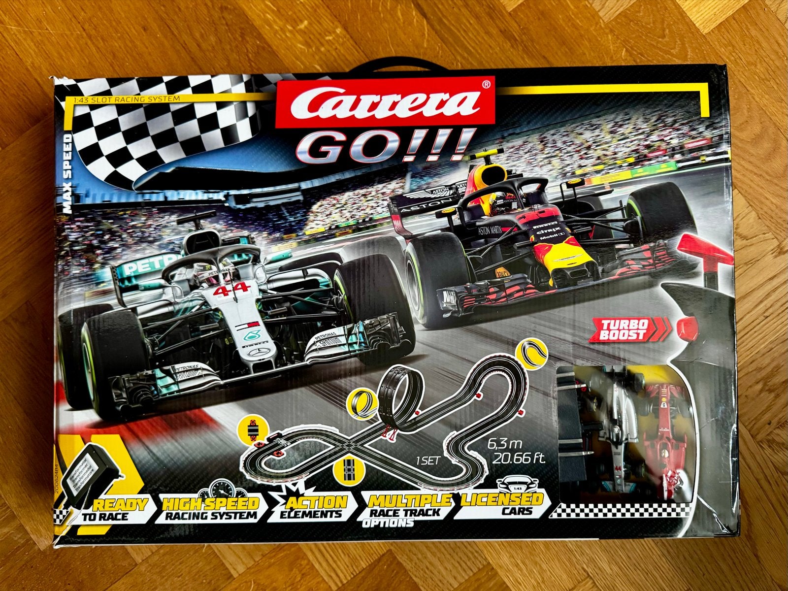 Carrera GO!!! Racebaan met Formule 1 auto's - 6.3m + extras, Racebaan, Carrera, Ophalen of Verzenden, Zo goed als nieuw