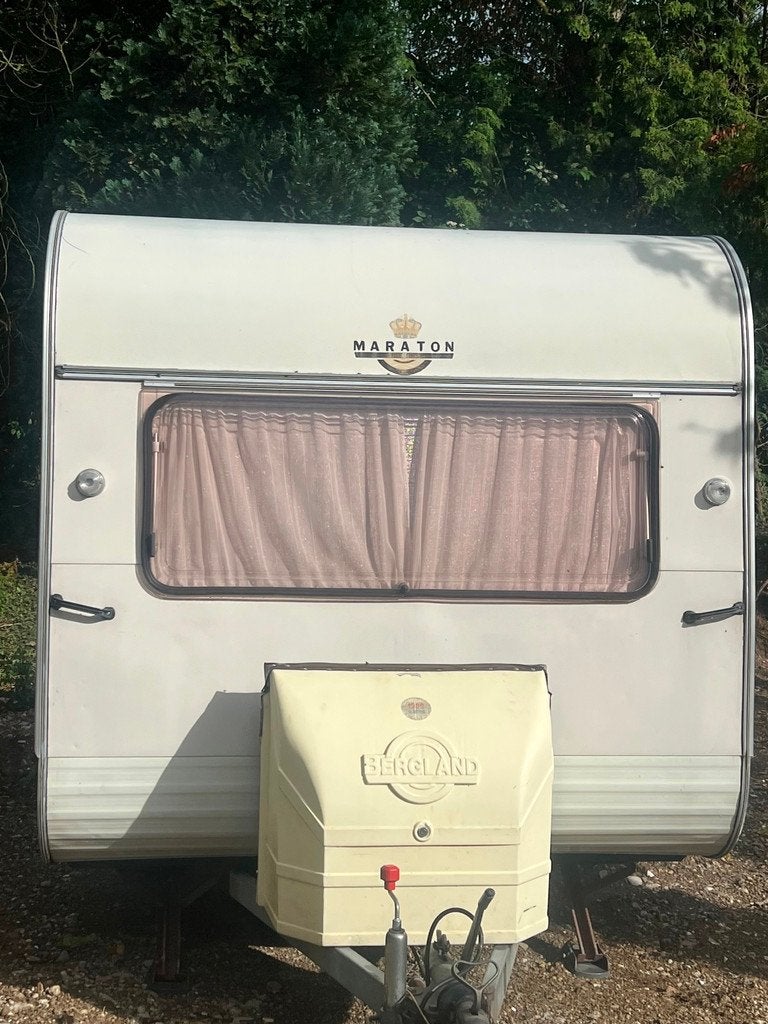 Bergland 380 Caravan Met Voortent en luifel, Bedrijf, 500 - 750 kg, Overige merken