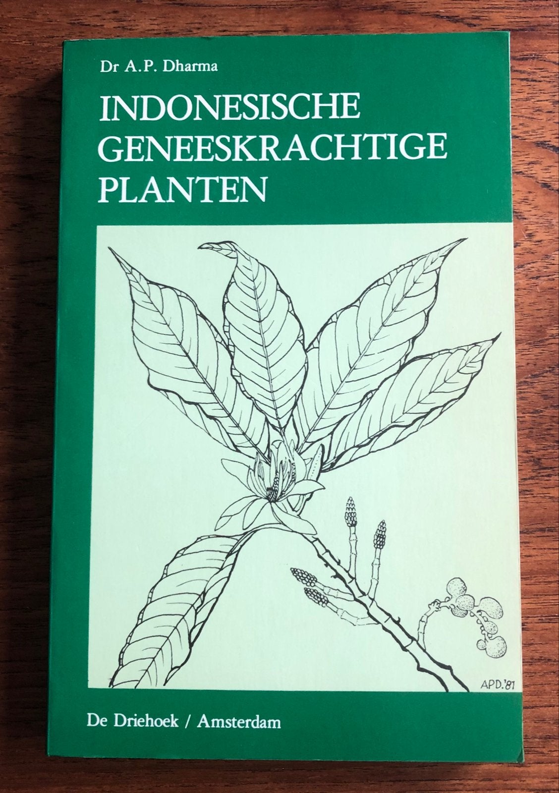 Indonesië Geneeskrachtige Planten - Dr. A.P. Dharma Indische, Ophalen of Verzenden, Zo goed als nieuw, Azië en Oosters